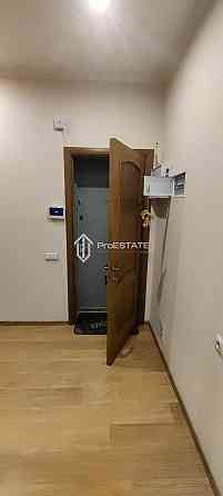 Продаж Квартира 2-кімнатна, 5/5 поверх на вул. Краковская Киев