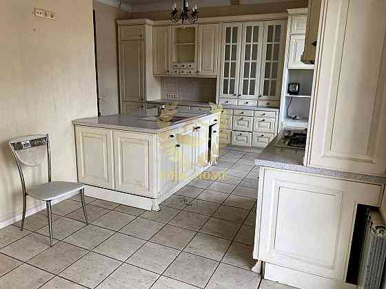 Продаж Квартира 5-кімнатна на Александра Конисского ул., 74 Київ