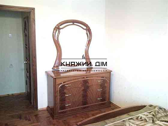 Продаж 3-кім. роздільної на Стадіонній. м. Вокзальна. код:21146547 Kiev