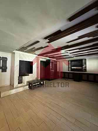 Продаж приміщення вільного призначення поверх - 1/2 Uzhhorod