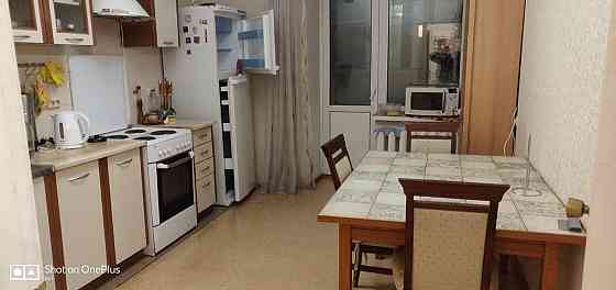 Оренда Квартира 3-кімнатна на Прилужна, 4/15 Київ