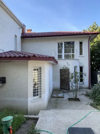 For sale 2-storey House with land 4 ares 135 sq.m 4 rooms at Толбухина Odessa