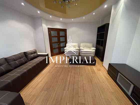 Оренда 3к Квартира 93 кв.м Макіївська вул. Киев