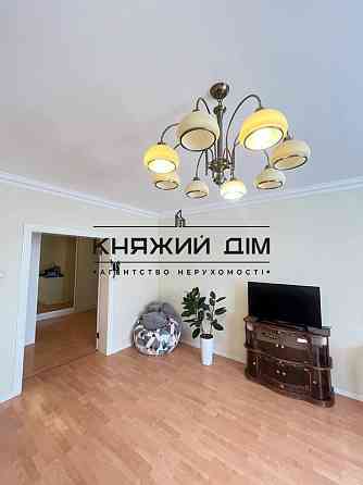 Оренда Квартира 2-кімнатна, 7/36 поверх на Срибнокильская ул. Киев