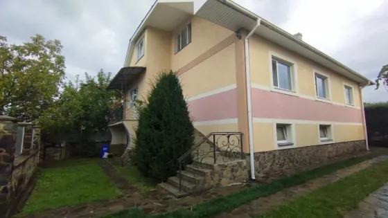 For sale 2-storey House with land 8 ares 247 sq.m 7+ rooms at Ужанська Uzhhorod