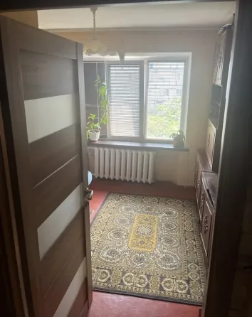 Продаж. 3-к.кв. 6/9, вул.Яскрава (вул.Тверська). Дніпро