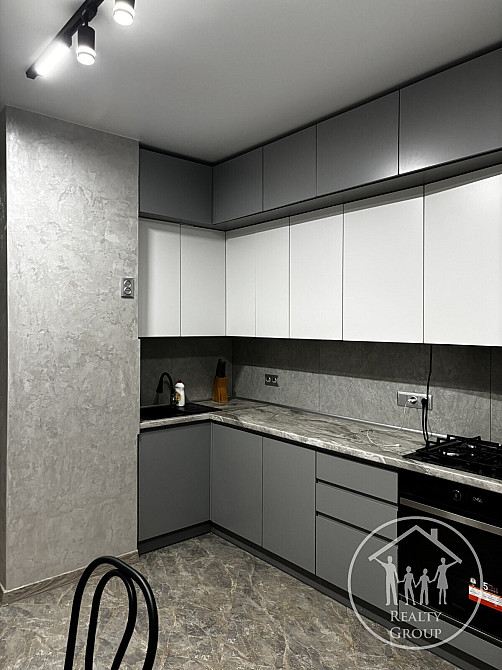 Оренда Квартира 2-кімнатна, 4/14 поверх на Залізнична вул., 9 Львов - изображение 2