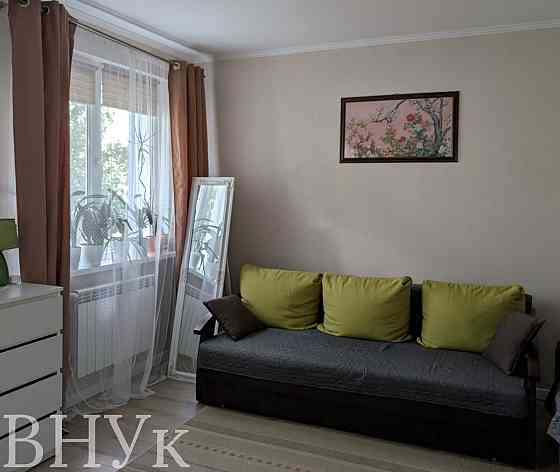 Продаж Квартира 2-кімнатна, 2/9 поверх на 8 березня Ужгород