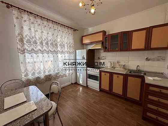 Продаж Квартира 1-кімнатна, 7/25 поверх на Софьи Русовой ул. Kiev