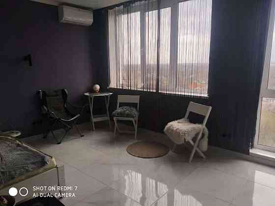 Оренда Квартира 1-кімнатна, 10/10 поверх на Олімпія Галика, 75 Kiev