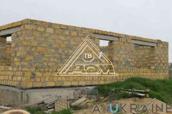 Продам на ст. Усатово недостроенный дом 