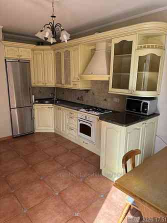 Оренда Квартира 4-кімнатна, 4/5 поверх на вул. Лукаша Миколи Львів