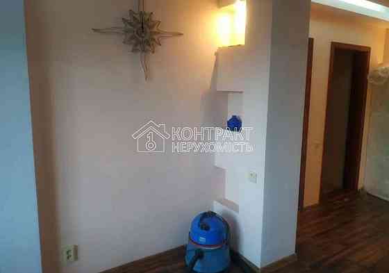 Продаж Квартира 4-кімнатна, 8/16 поверх на вул. Краснодарська Харків