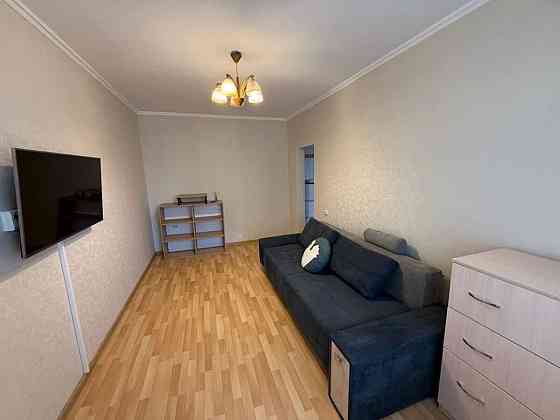 Оренда Квартира 1-кімнатна, 8/9 поверх на Григоренка, 25Б Київ