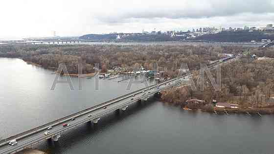 Продаж Будинок 4-кімнатний на Микільсько-Слобідська вул., 3Б Київ