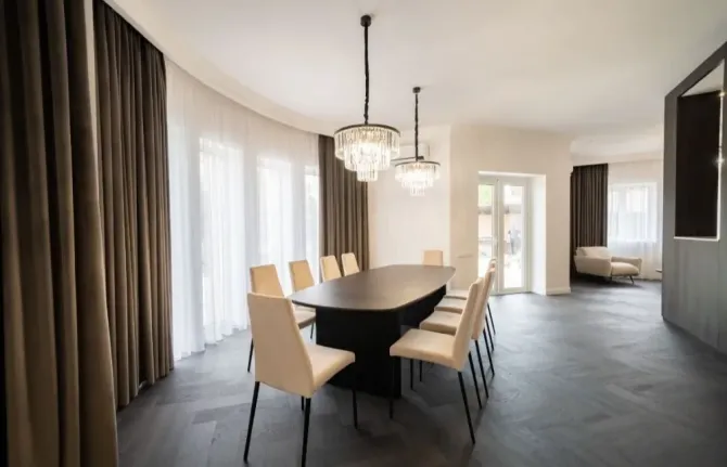 655 House with banquet hall and swimming pool for rent Kiev - photo 4
