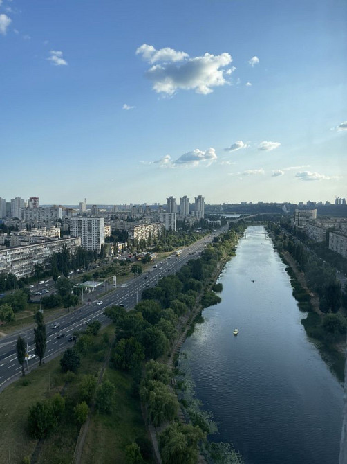 Продаж Квартира 2-кімнатна, 20/36 поверх на Соборності вул., д. 30 Киев - изображение 1