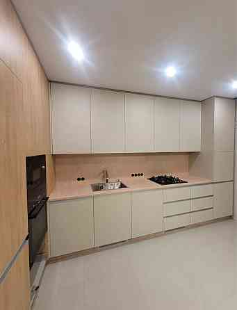 Продаж Квартира 3-кімнатна, 1/10 поверх на Виноградна Krykhivtsi