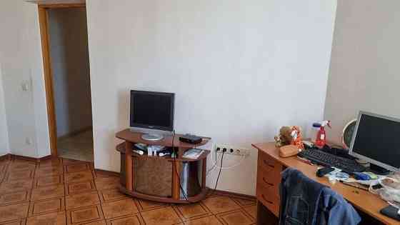 Оренда Квартира 1-кімнатна, 13/22 поверх на ул. Елены Пчилки Київ