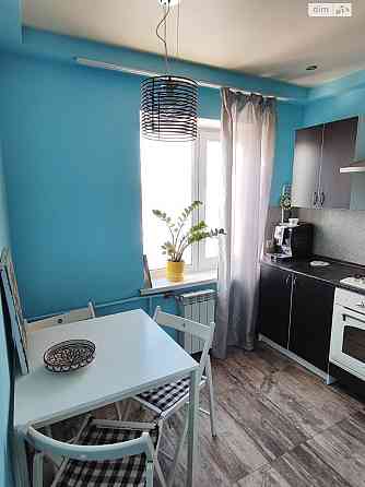 Продаж Квартира 2-кімнатна, 9/9 поверх на Шумського Юрія вул., д. 6 Kiev