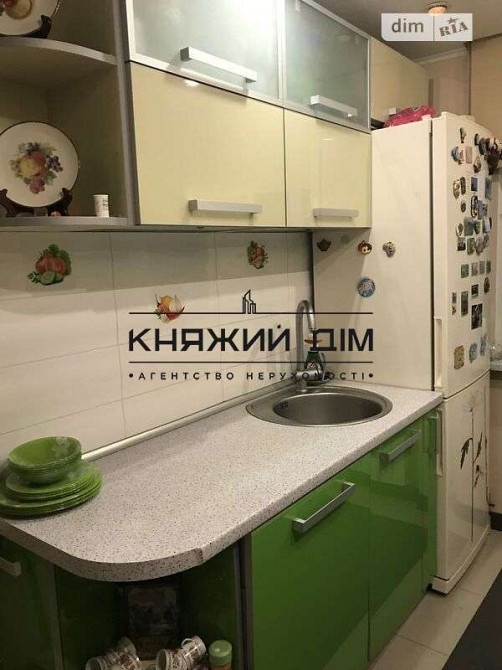 Продаж 3-кімнатної роздільної квартири, метро Святошин, Житомирська. № 21143137 Київ - фото 10