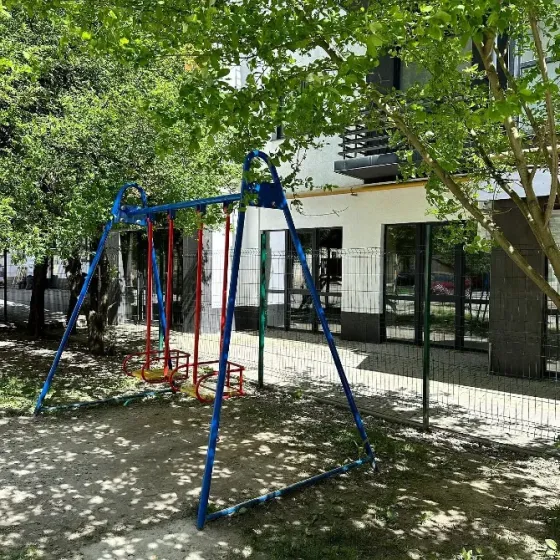 Продаж Приміщення в житловому будинку площа 75 кв.м 1-й поверх на Незалежності 148 Івано-Франківськ