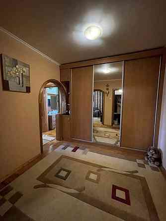 Продаж Квартира 4-кімнатна, 6/8 поверх на вул. Хоткевича Г. Івано-Франківськ