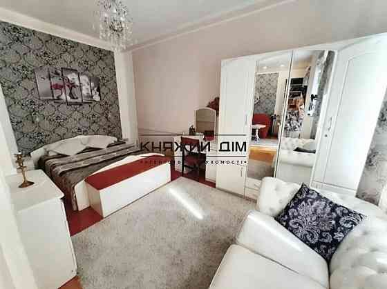 Оренда Квартира 2-кімнатна, 2/5 поверх на Институтская ул. Kiev