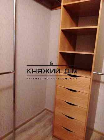 Оренда Квартира 1-кімнатна, 7/11 поверх на Александровская Київ