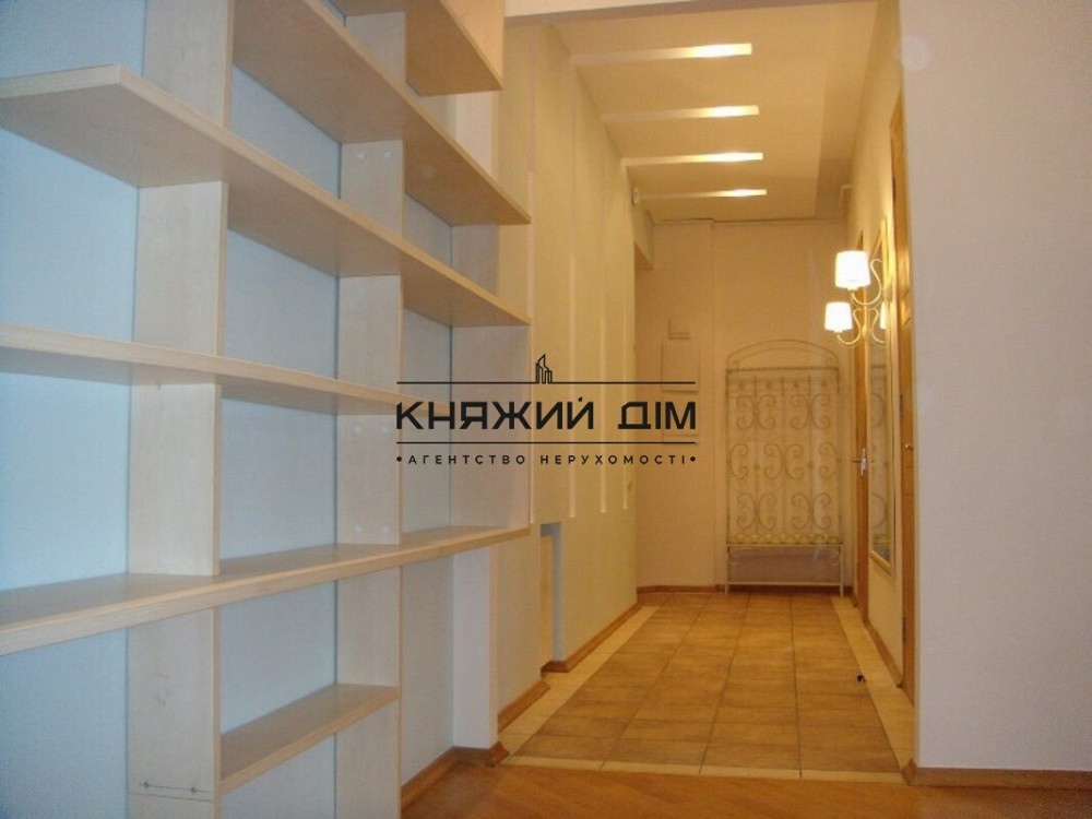 Оренда Квартира 2-кімнатна, 4/4 поверх на Лютеранская ул. Київ - фото 2