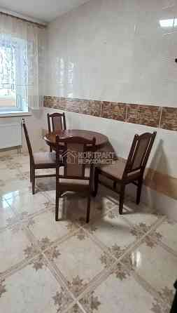 Продаж Квартира 2-кімнатна, 6/9 поверх на вул. Тракторобудівників Kharkiv