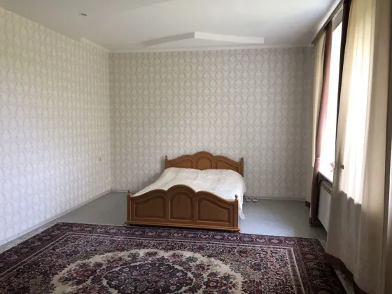 Продажа 3-этажный Дом с участком 10 сот 410 кв.м 7+ комн. на Шлюзова Днепр