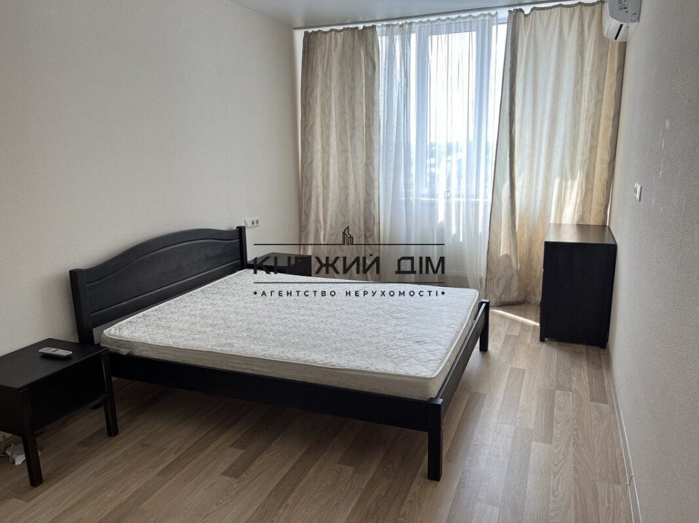 Оренда Квартира 1-кімнатна, 6/25 поверх на Завальная ул. Киев - изображение 1