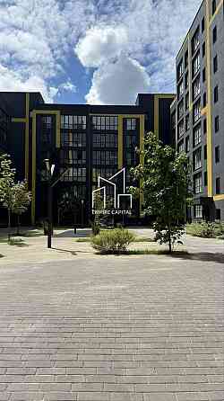 Продаж 3к Квартира 77.43 кв.м Залізнична вул. Львов