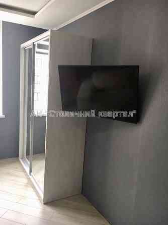 Продаж Гараж/паркомісце на Юнацька вул., 21 6/10 поверх Київ