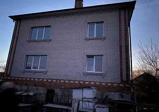 Продаж 2-поверховий Будинок з ділянкою 25 сот 200 кв.м 7+ кімн. на Саєнка Zhytomyr