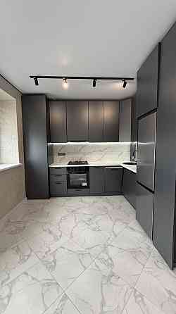 Продаж Квартира 2-кімнатна, 10/10 поверх на Хіміків вул., 39 Івано-Франківськ