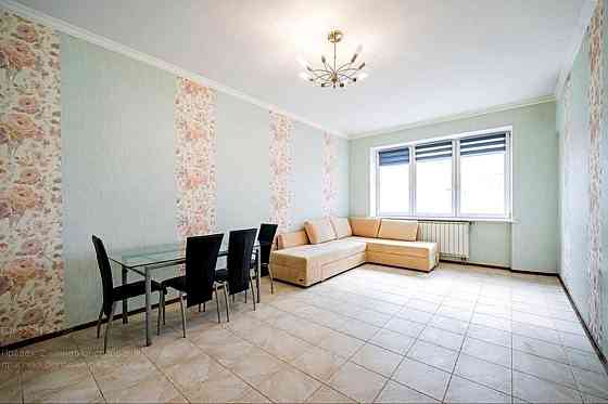 Продаж Квартира 2-кімнатна, 14/15 поверх на Володимира Івасюка вул., д. 8 Київ