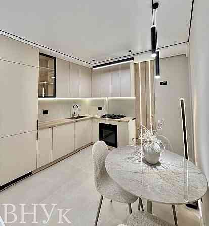 Продаж Квартира 2-кімнатна, 10/12 поверх на вул. Смакули Ternopil'