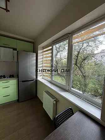 Оренда 2-кімнатної квартири Дніпровський район, вул. Алішера Навої, код 11203982 Київ