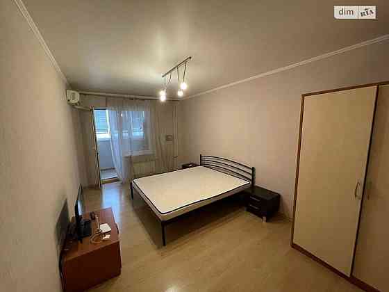 Оренда Квартира 2-кімнатна, 16/16 поверх на Урлівська, 16 Київ