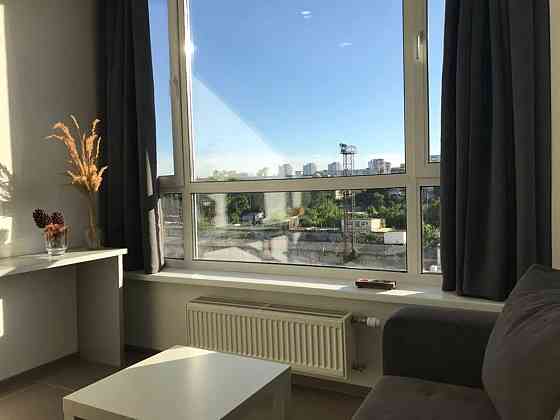 Оренда Квартира 1-кімнатна, 6/16 поверх на просп. Соборності, 17 Київ