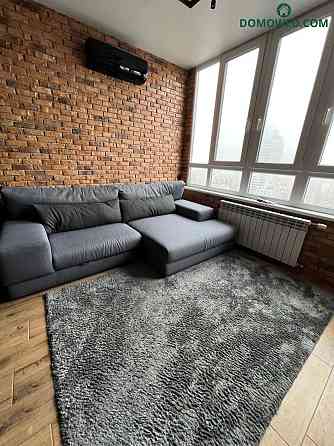 Оренда Квартира 1-кімнатна, 17/25 поверх на Шолуденко ул., 1в Київ