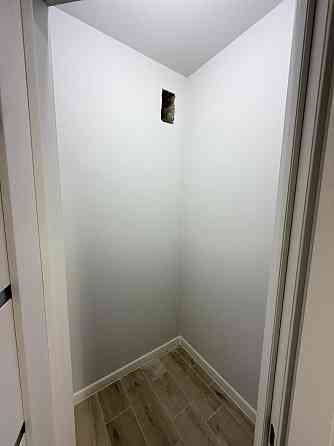 Продаж Квартира 2-кімнатна, 4/10 поверх на вул. Струтинської Rivne