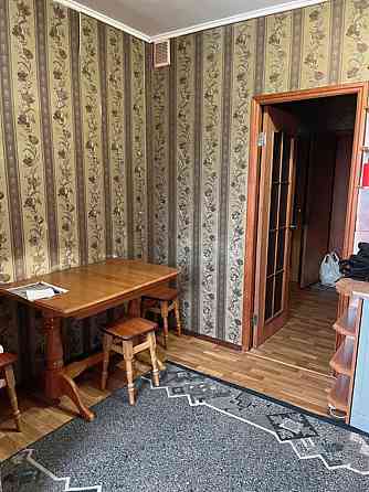 Оренда Квартира 1-кімнатна, 8/10 поверх на Маяковского Владимира просп., 32В Київ