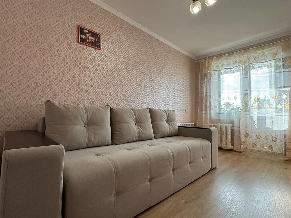 Продаж Квартира 3-кімнатна, 8/9 поверх на 8 Марта ул. Dnipro - photo 1