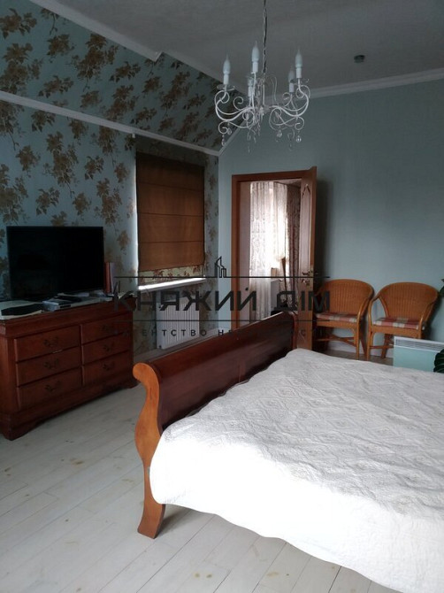 Аренда отличного 3-х этажного дома в с. Великие Дмитровичи. № 139270  - фото 11