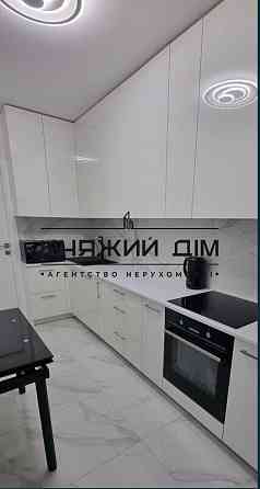 Оренда Квартира 2-кімнатна, 22/25 поверх на Глубочицкая ул. Киев