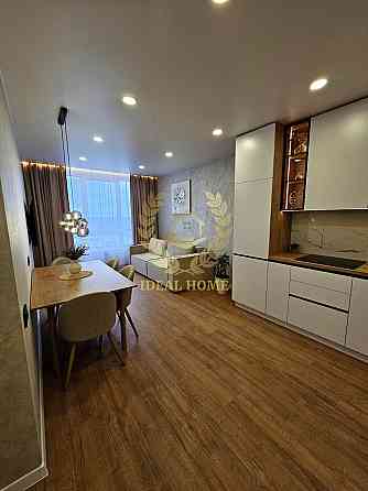 Продаж Квартира 1-кімнатна, 17/20 поверх на Александра Олеся ул., 27А Kiev