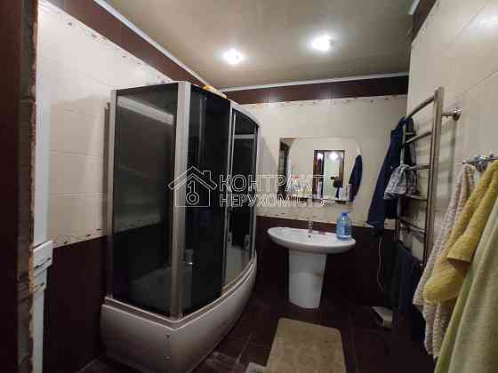 Продаж Будинок 5-кімнатний на вул. Бурачека Kharkiv